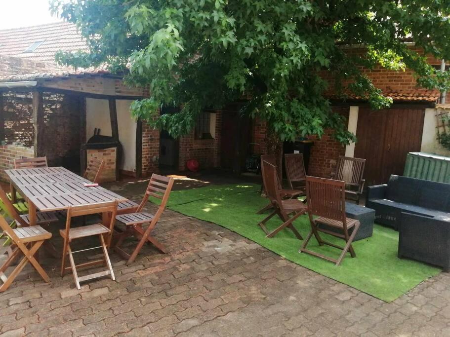 Grande Maison De Vacances Yvoy-le-Marron Екстериор снимка